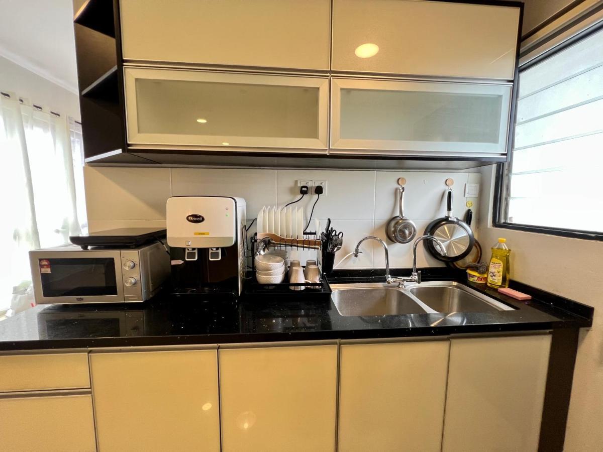 Riverview 8Pax 2Br In Kbtown Ps4, Netflix A-1-12 Kota Bharu Ngoại thất bức ảnh