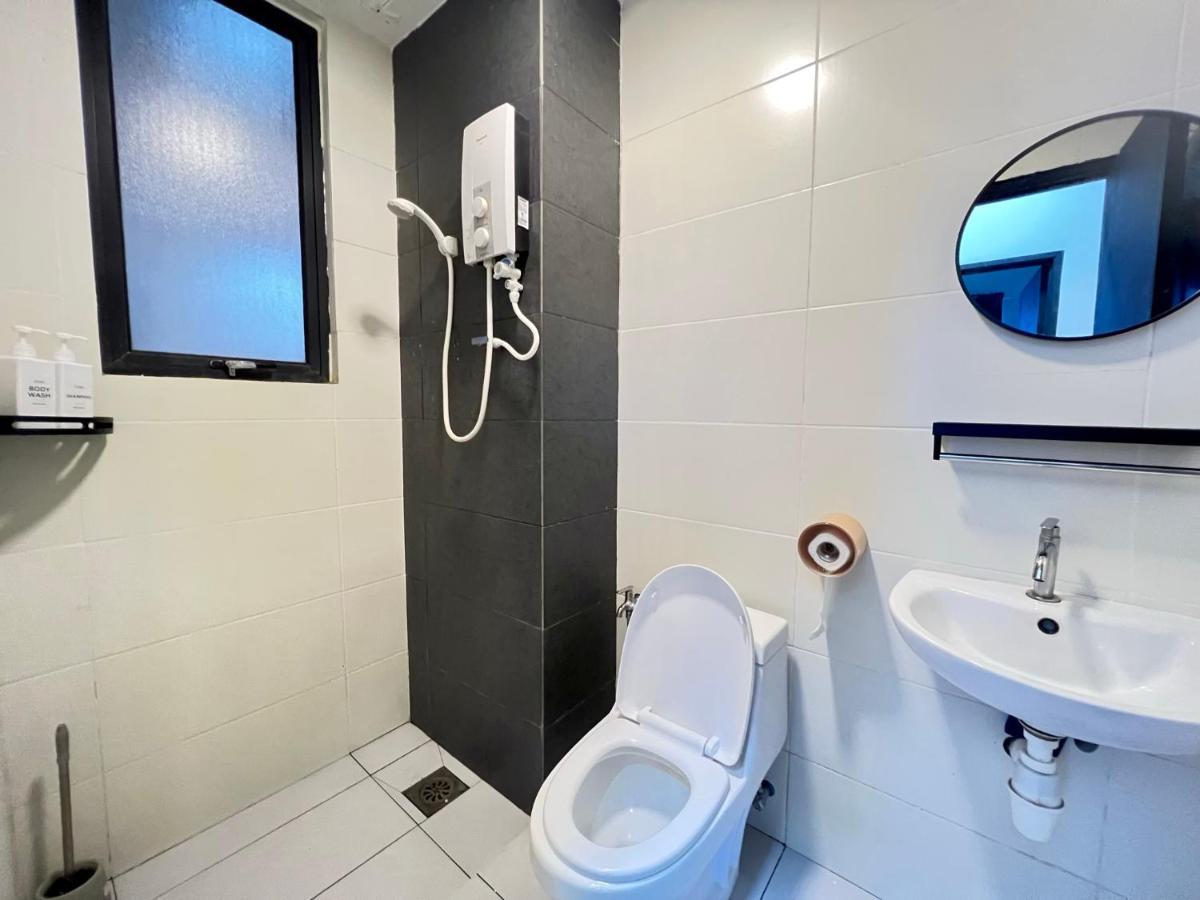 Riverview 8Pax 2Br In Kbtown Ps4, Netflix A-1-12 Kota Bharu Ngoại thất bức ảnh