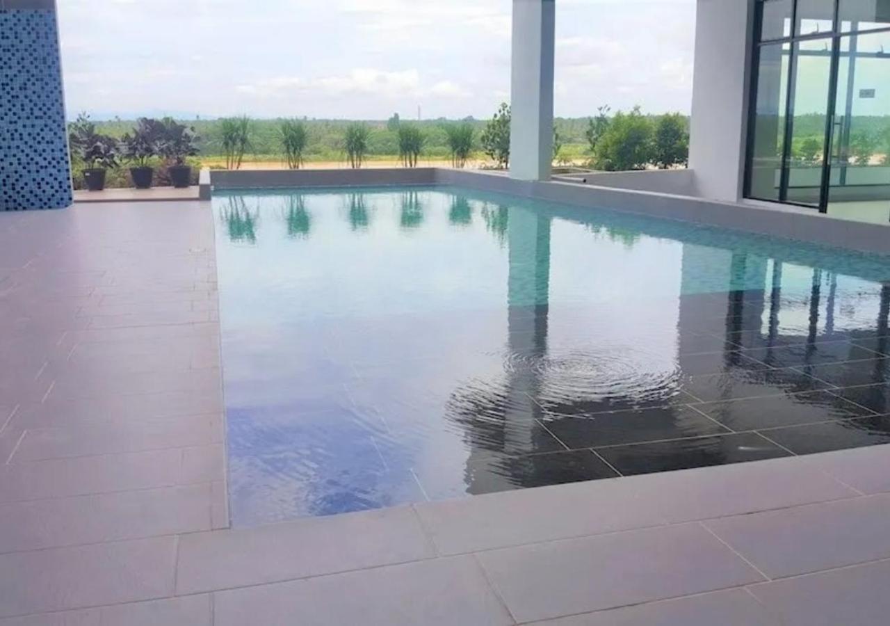 Riverview 8Pax 2Br In Kbtown Ps4, Netflix A-1-12 Kota Bharu Ngoại thất bức ảnh